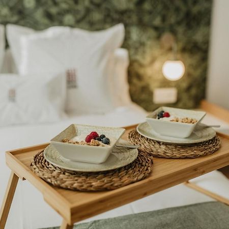 مبيت وإفطار تيراسا Petit Luxe Volta المظهر الخارجي الصورة